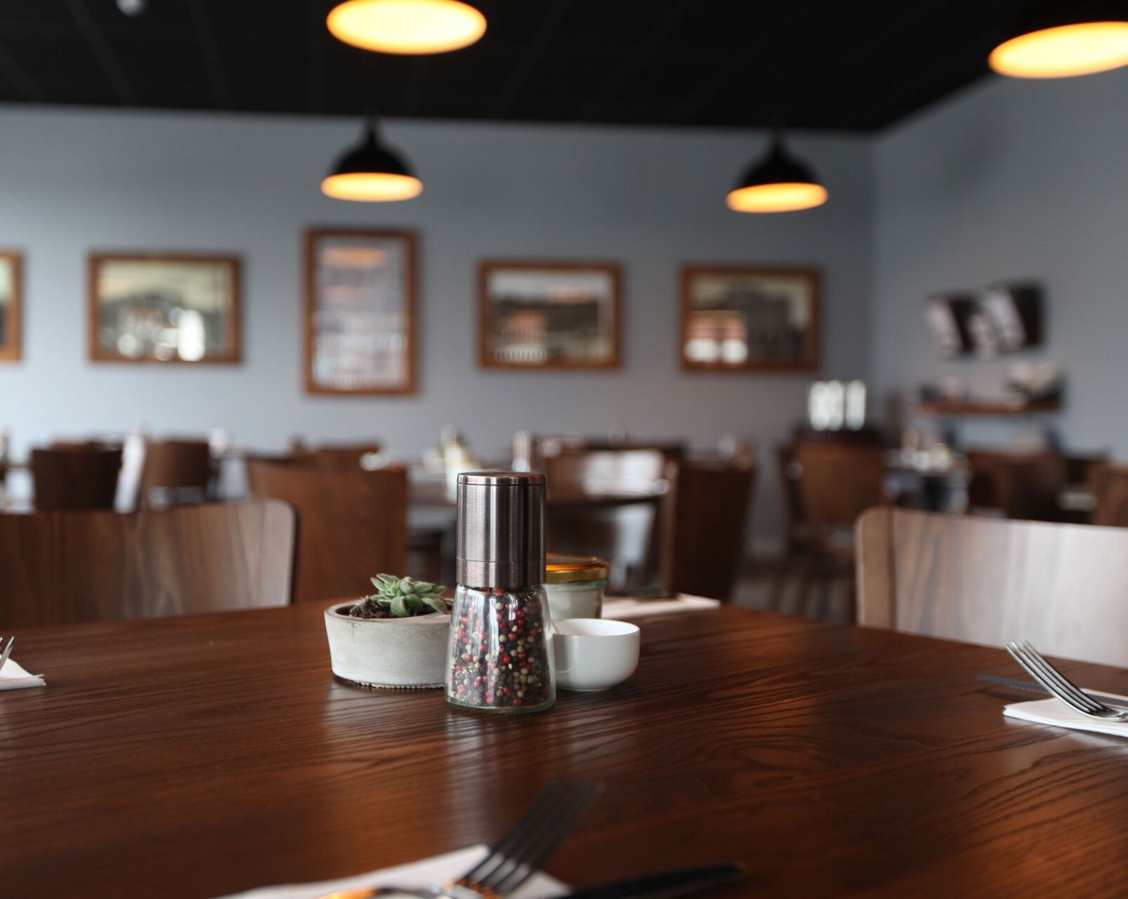 Cleavers Corner Restaurant Bar Furniture
