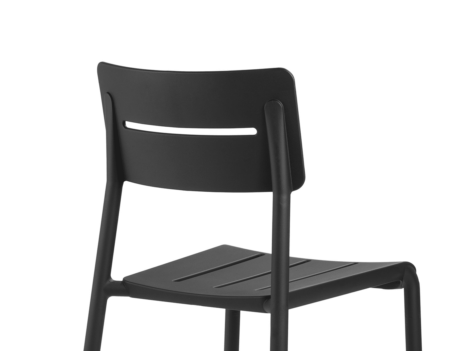 CH Outo Chair black angle e