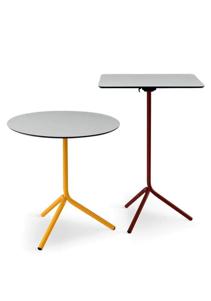 Trio Leaner and Table Vertical