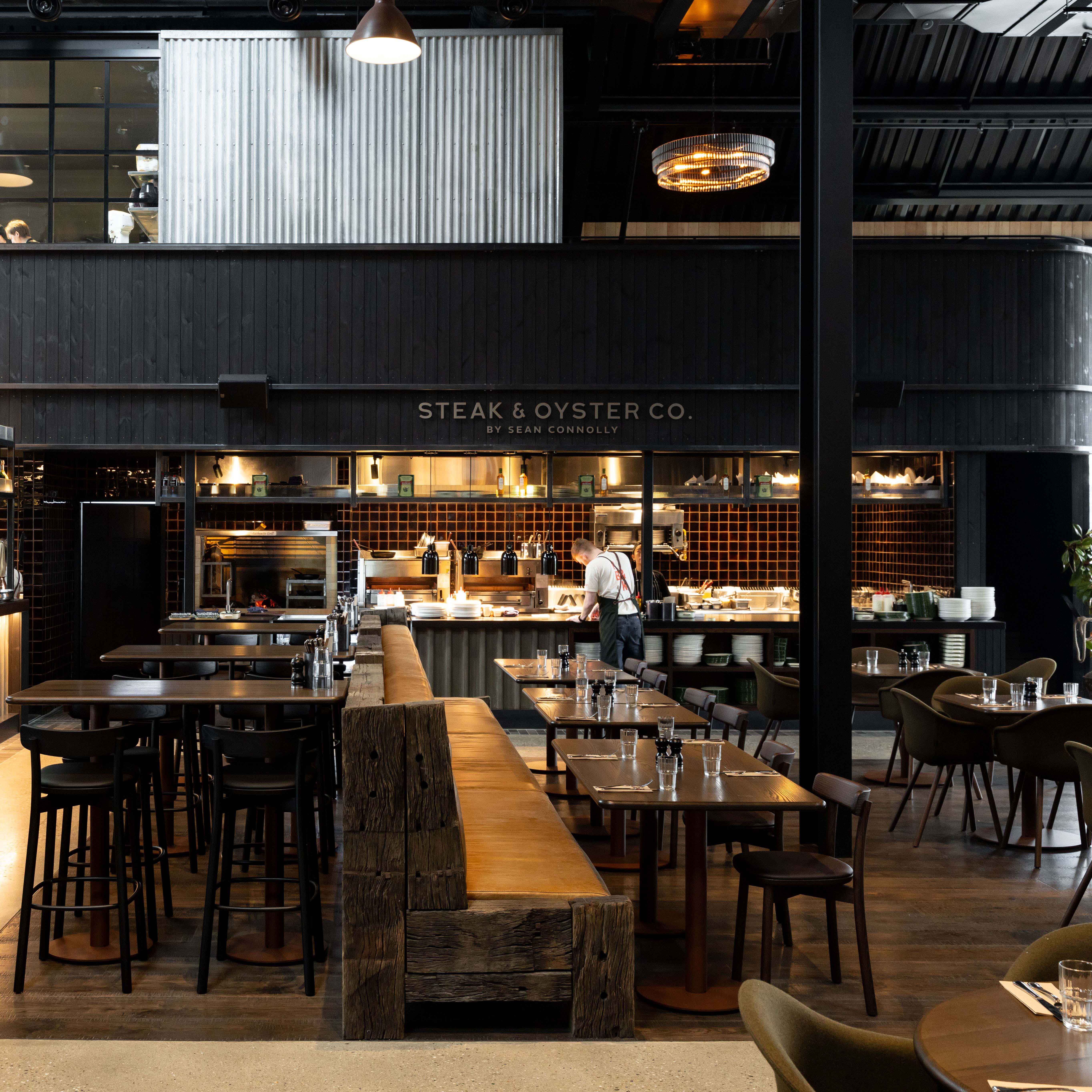 Pavilion Queenstown Izzard