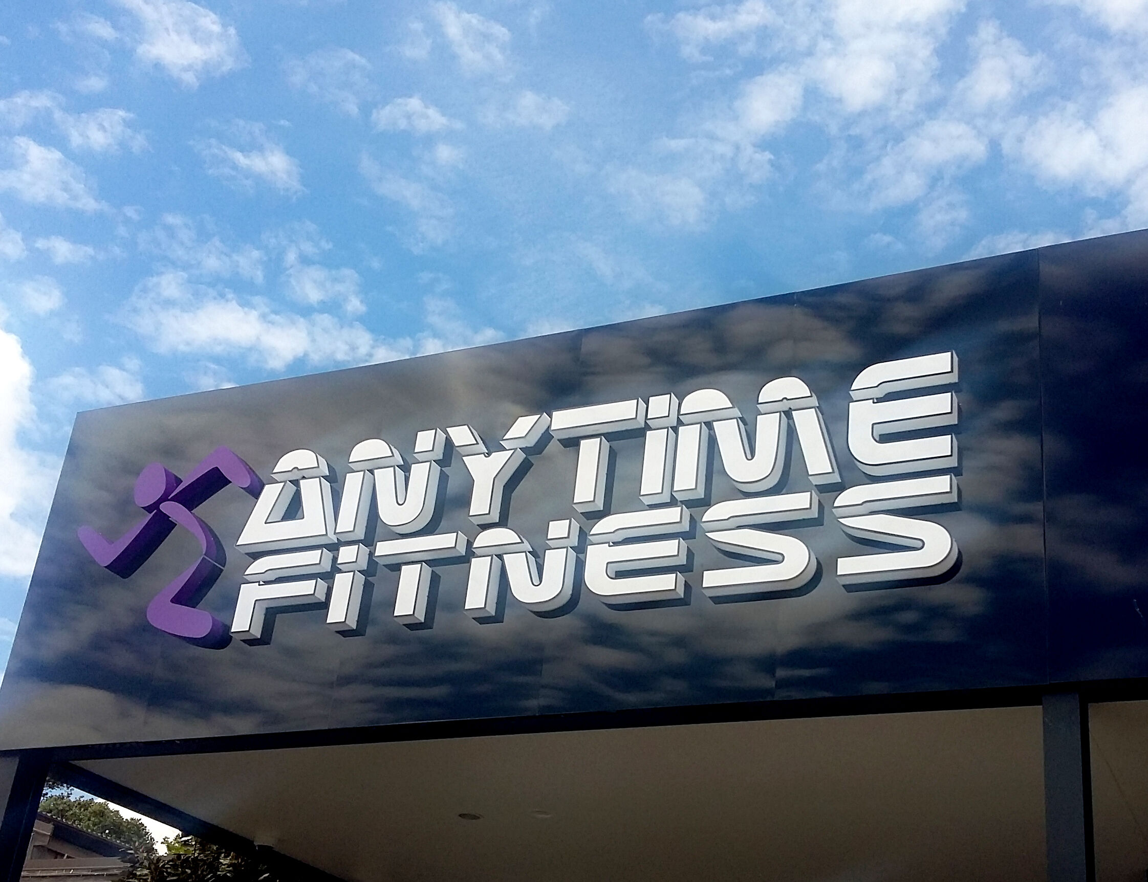 Anytime Fitness  x