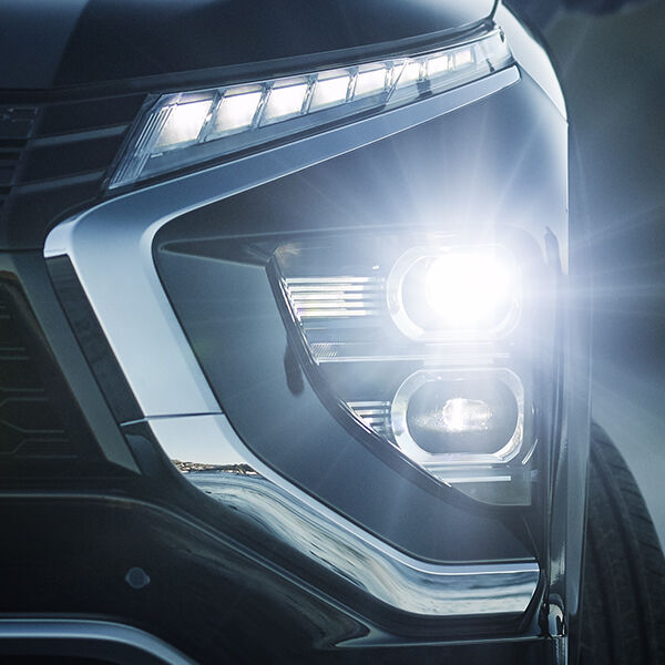 mitsubishi eclipse cross headlight