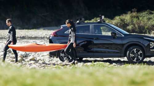 mitsubishi eclipse cross lifestyle kayak