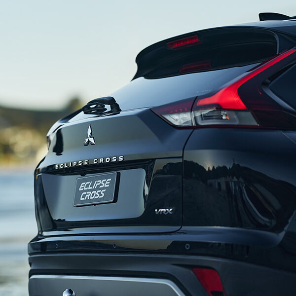 mitsubishi eclipse cross rear