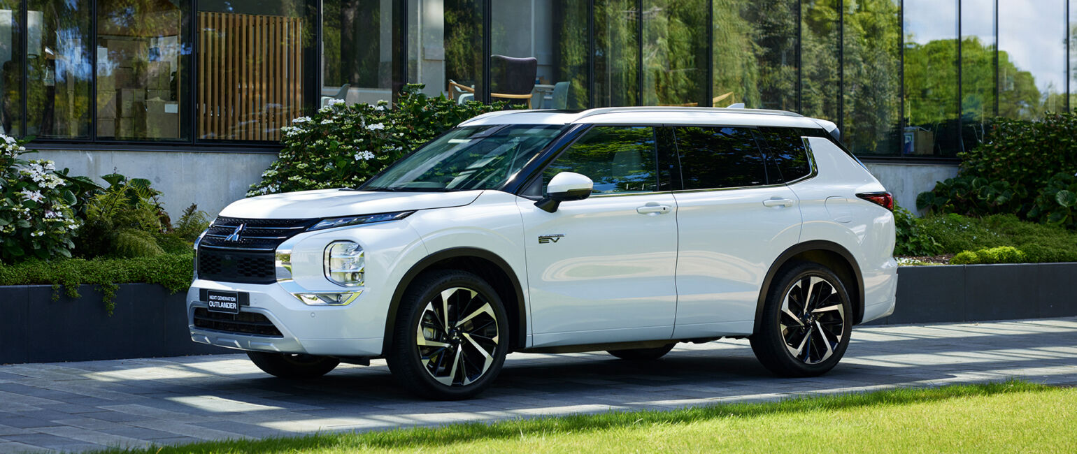 mitsubishi outlander phev  